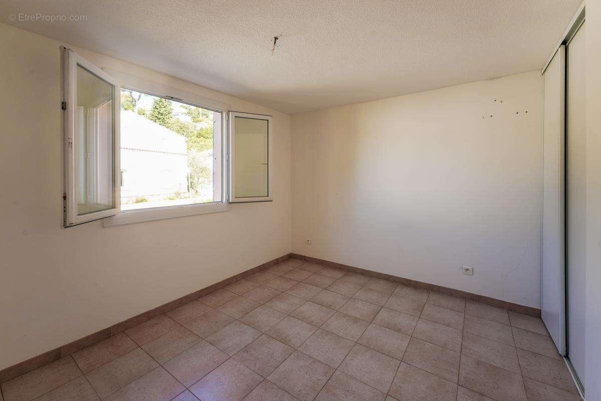 Maison à MARSEILLE-9E