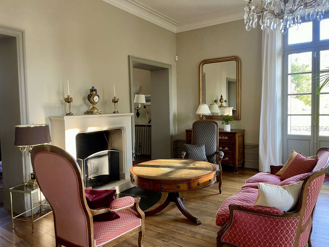 Maison à LA ROCHEFOUCAULD