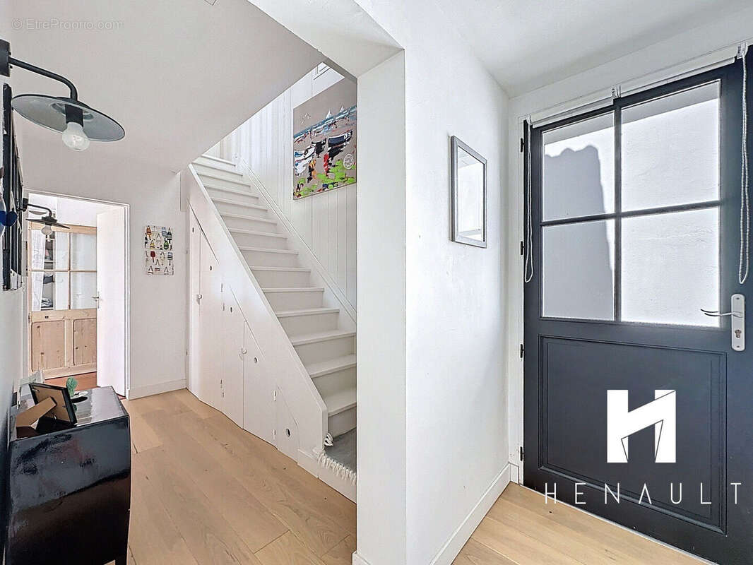 Maison à SAINT-MARTIN-DE-RE