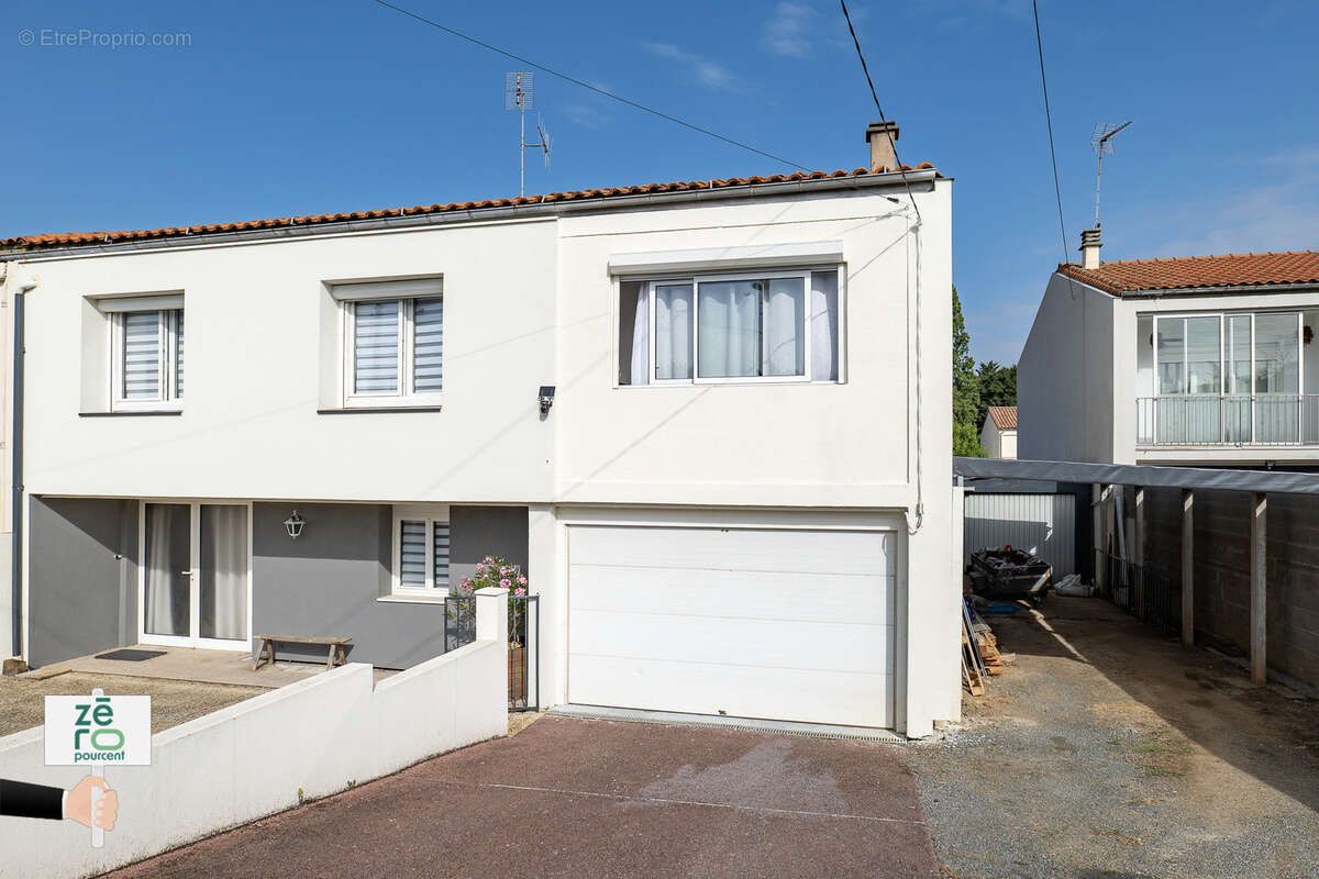 Maison à FONTENAY-LE-COMTE