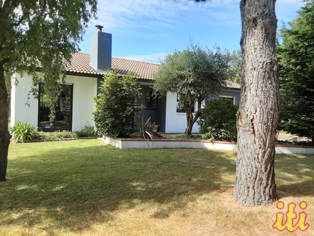 Maison à SAINTE-FOY