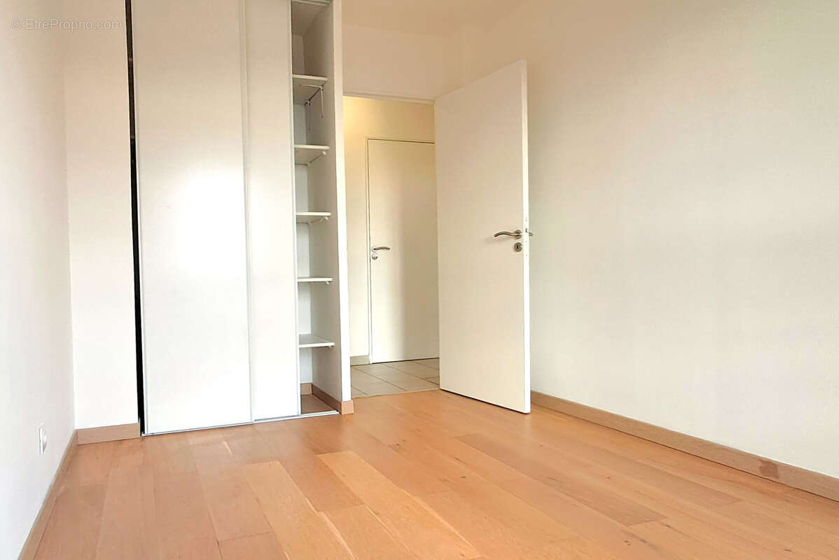 Appartement à BRON