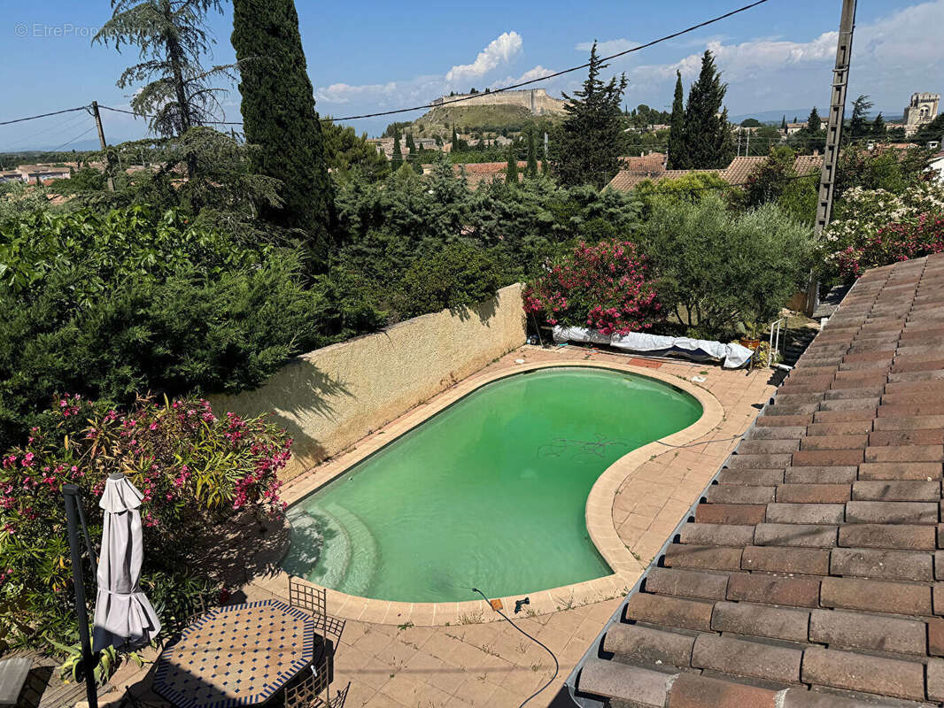 Maison à VILLENEUVE-LES-AVIGNON