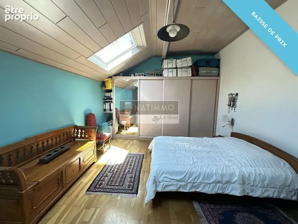 5 pièces de 138 m² avec terrasse et parkings - photo 8