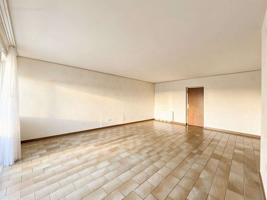 Appartement à JARNY