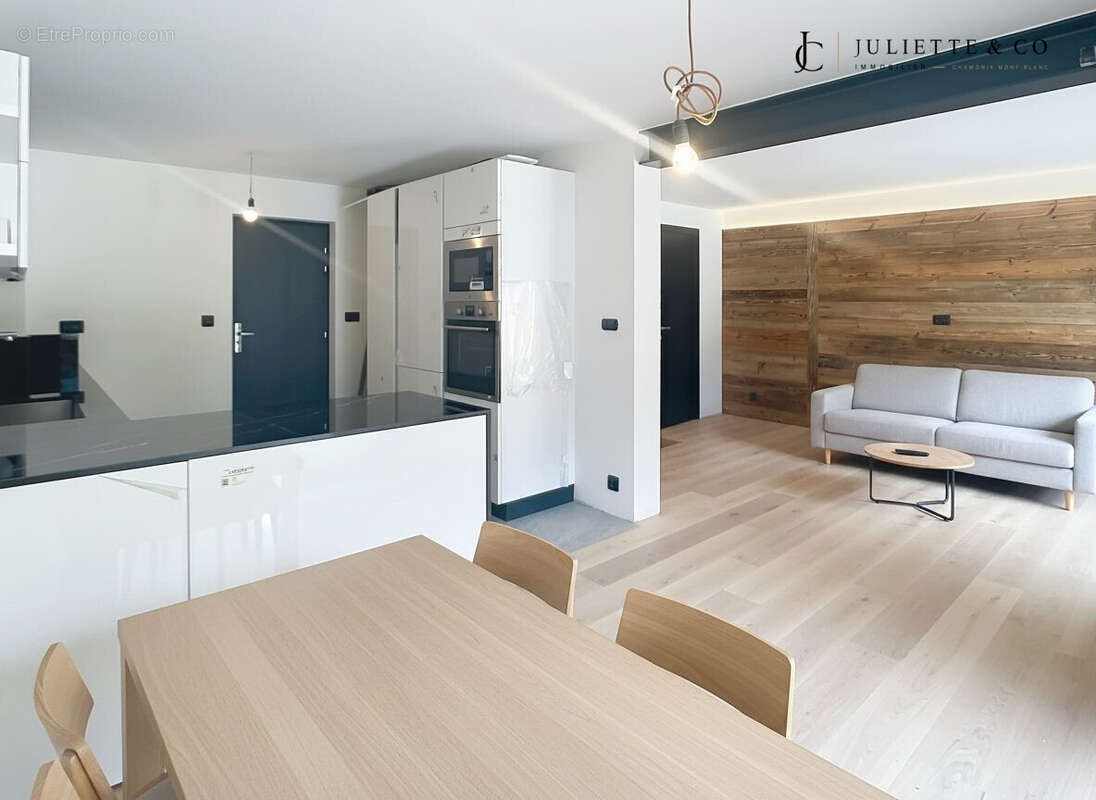 photo vendu sans mobilier - Appartement à CHAMONIX-MONT-BLANC