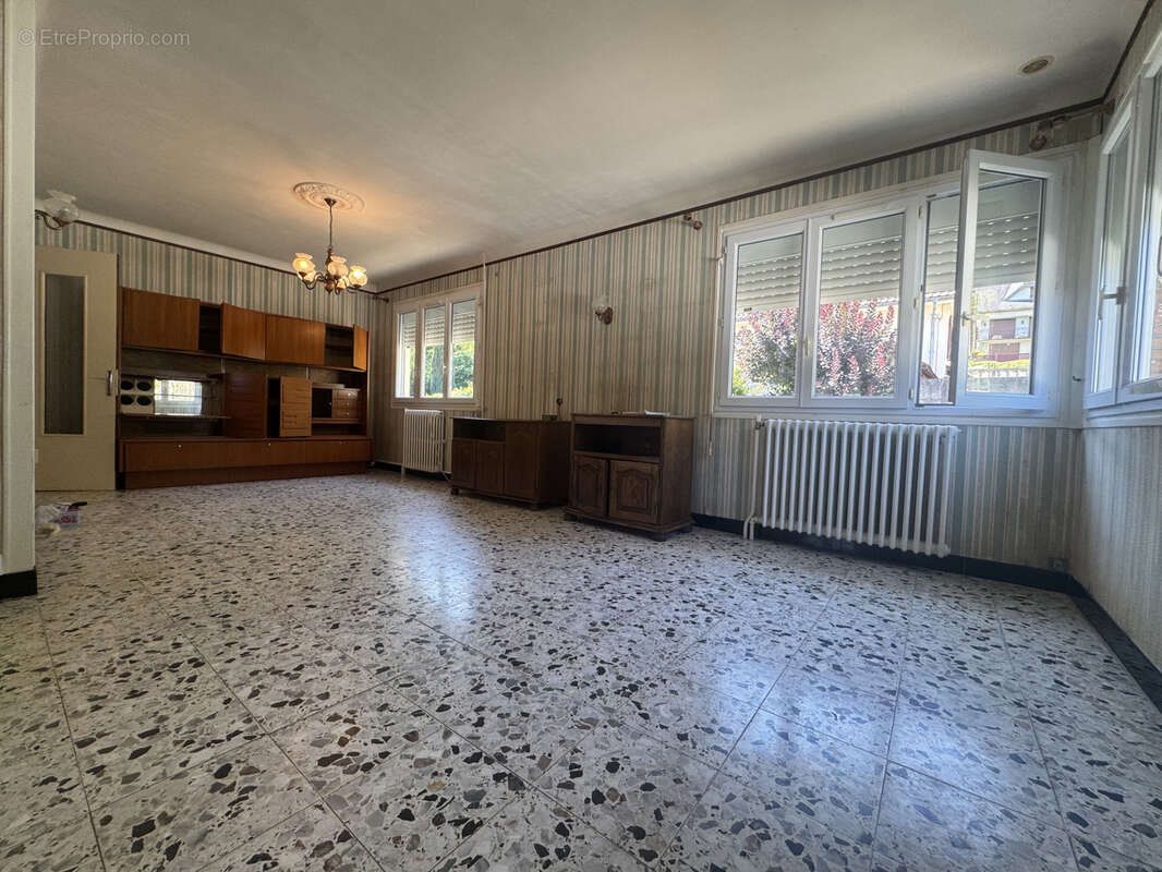 Maison de 4 pièces avec sous sol total - photo 7