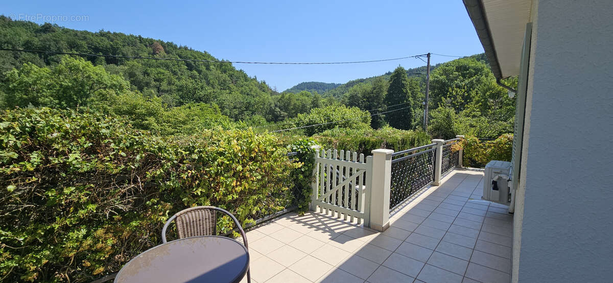 Maison à MARIOL