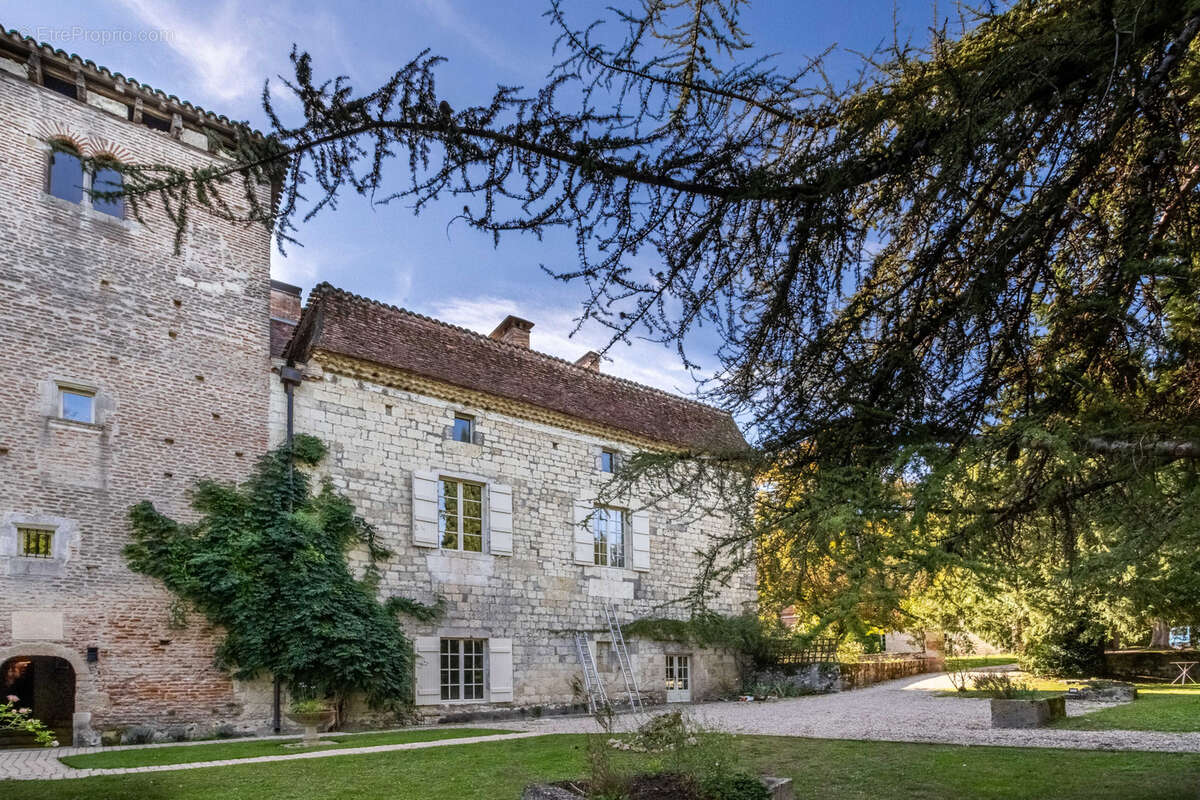 Maison à PENNE-D&#039;AGENAIS