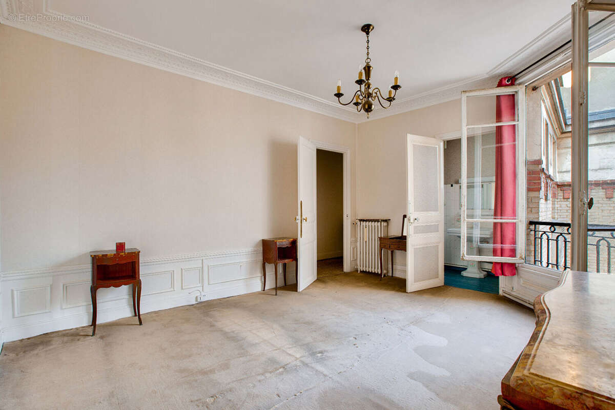 Appartement à PARIS-11E