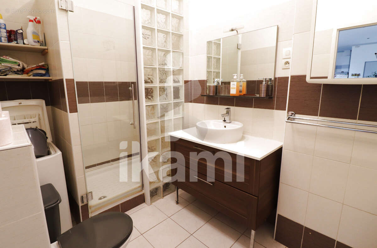 Appartement centre St Rambert d'Albon 3 chambres 93 m2 avec garage - photo 9