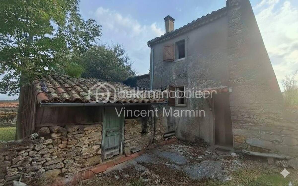 Maison à SENTENAC-DE-SEROU