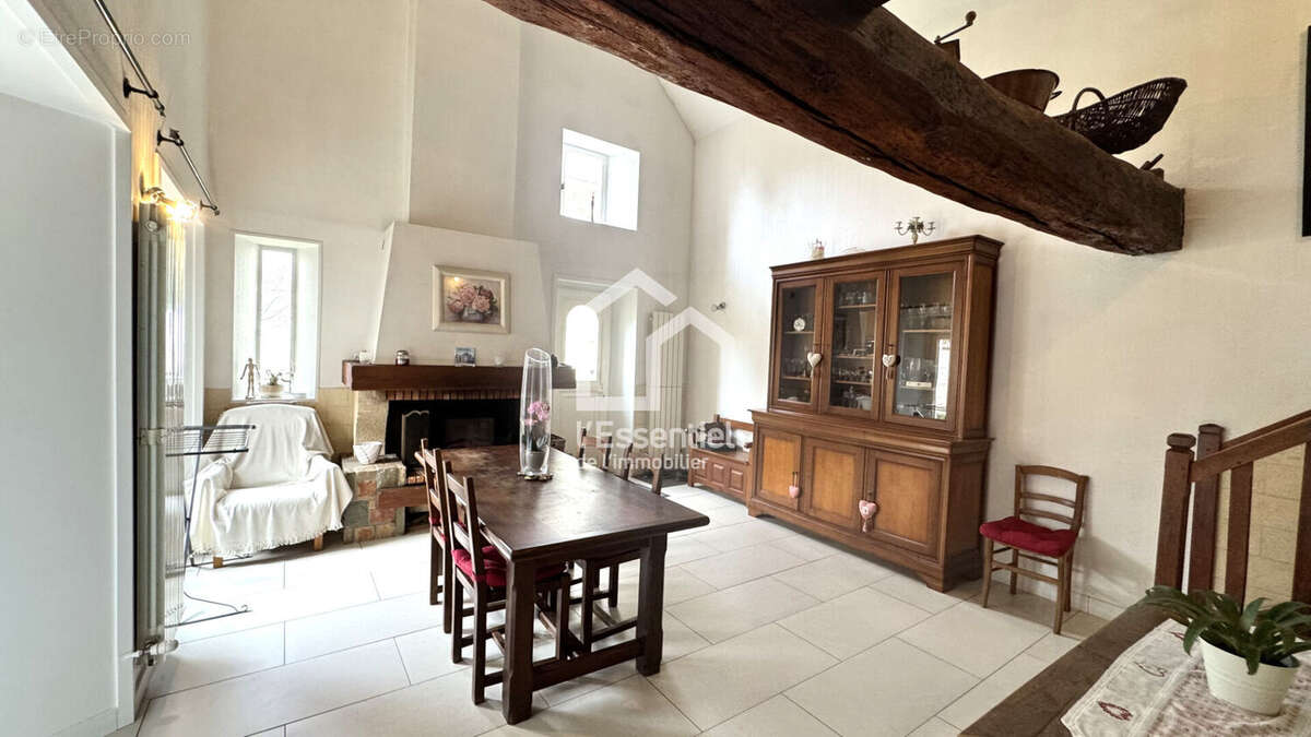 Maison  Familiale avec dépendance en pierres de 1783 Vernouillet  centre ville - photo 6
