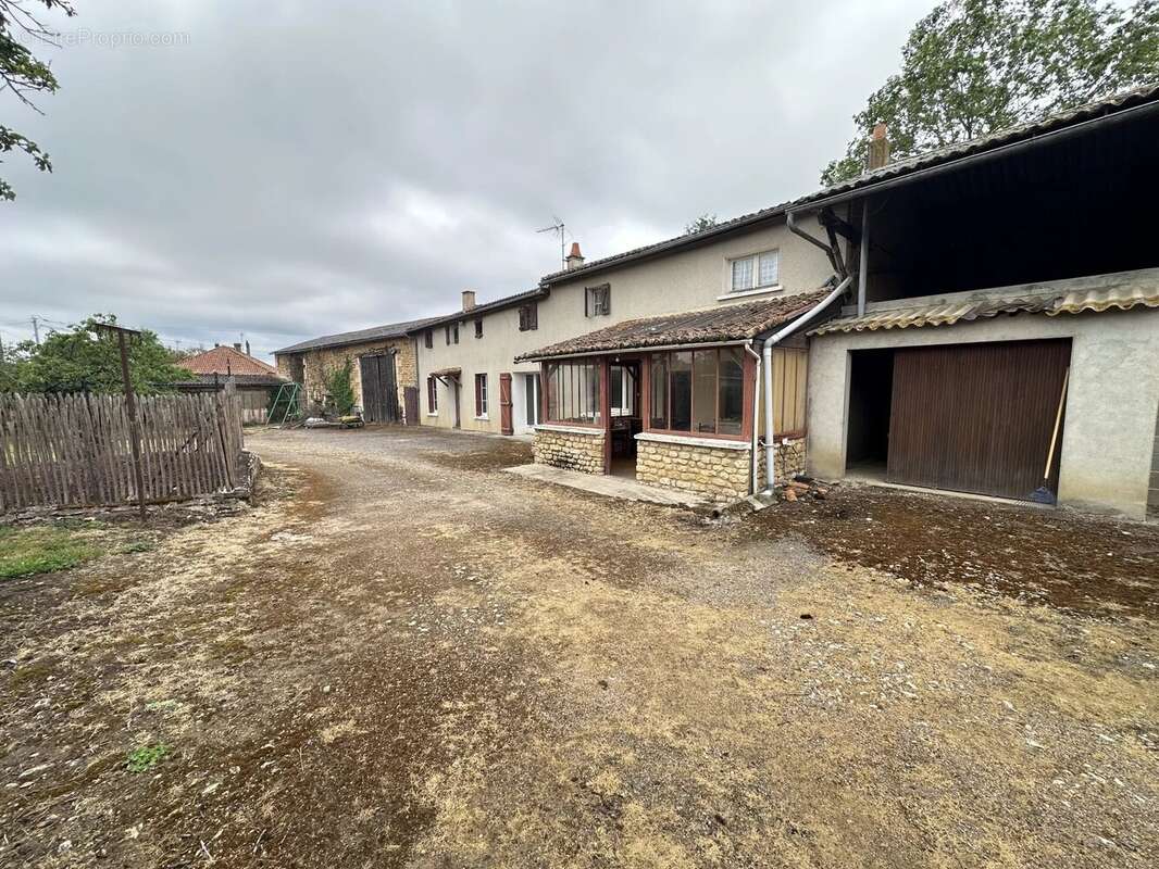 Maison à PAS-DE-JEU