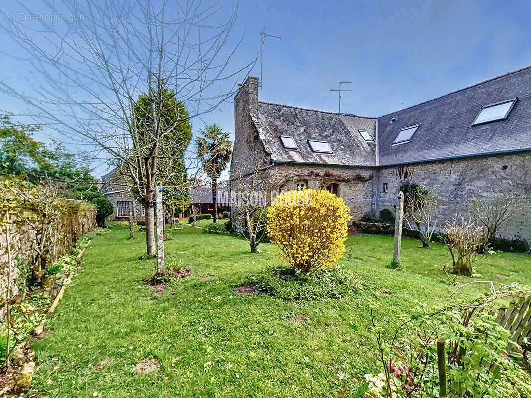 Maison à DINAN