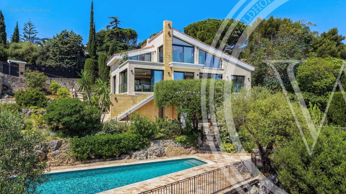 Maison à ROQUEBRUNE-CAP-MARTIN
