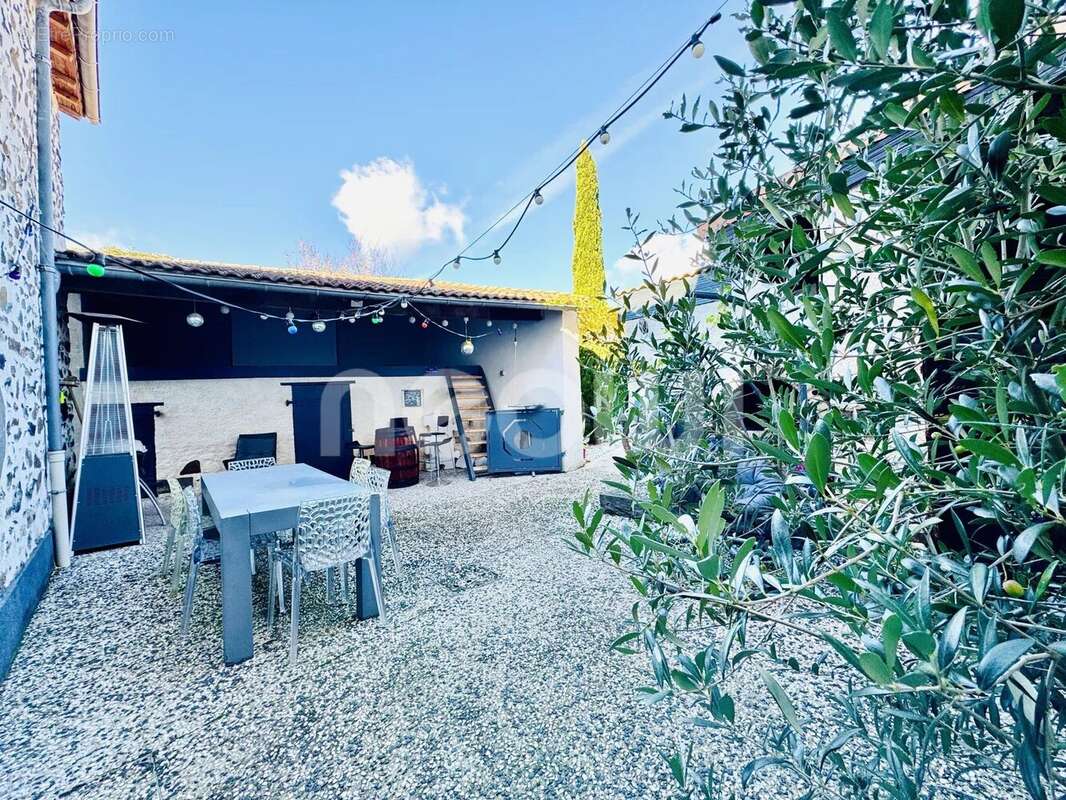 Maison à CHATEAUGAY