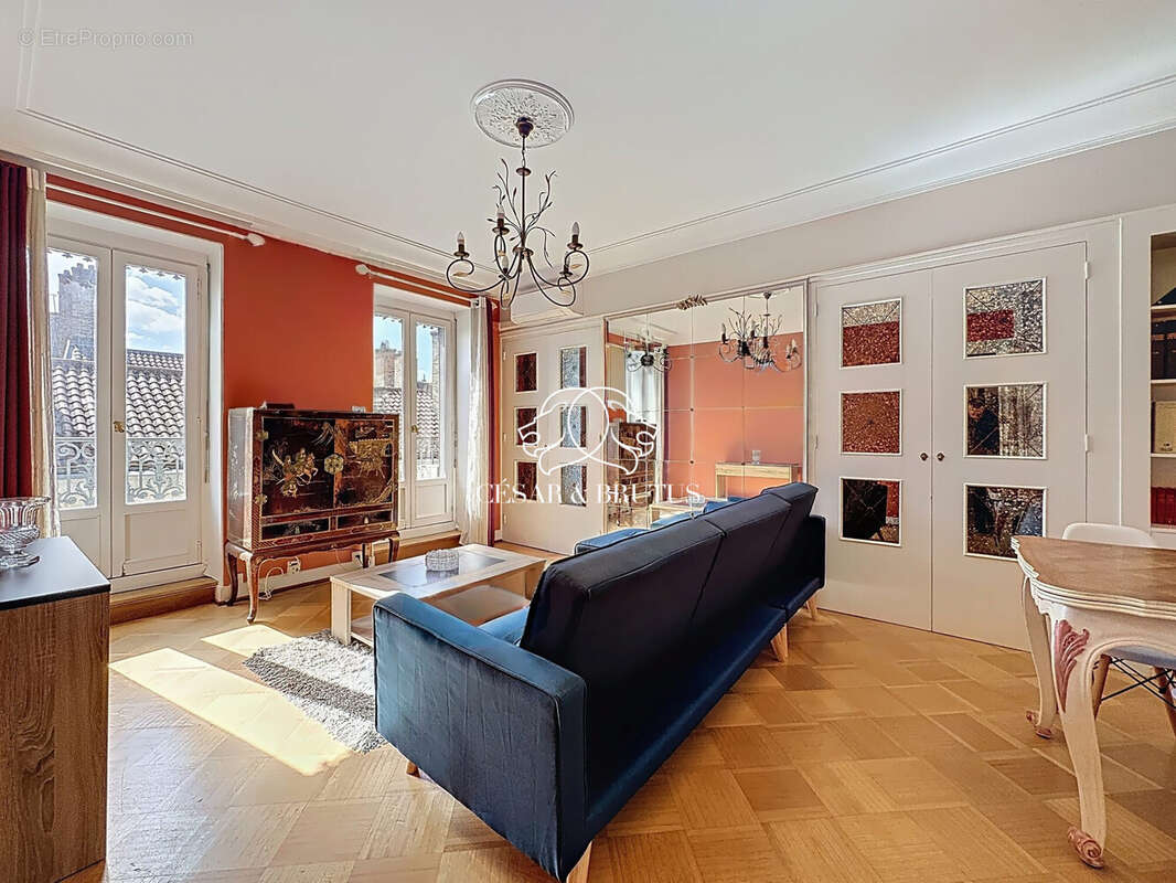 Appartement à LYON-1E