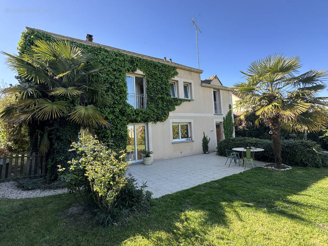 Maison à LINAS