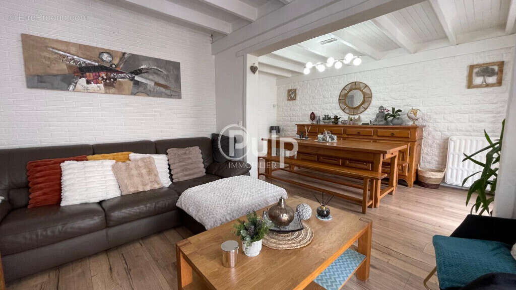 Maison à SALLAUMINES