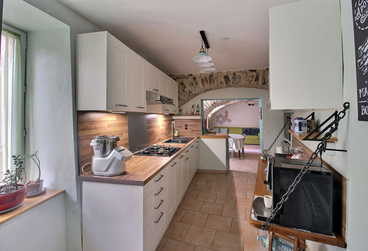 Maison à CAUSSE-DE-LA-SELLE