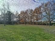 Terrain à SAINT-ETIENNE-DE-TULMONT