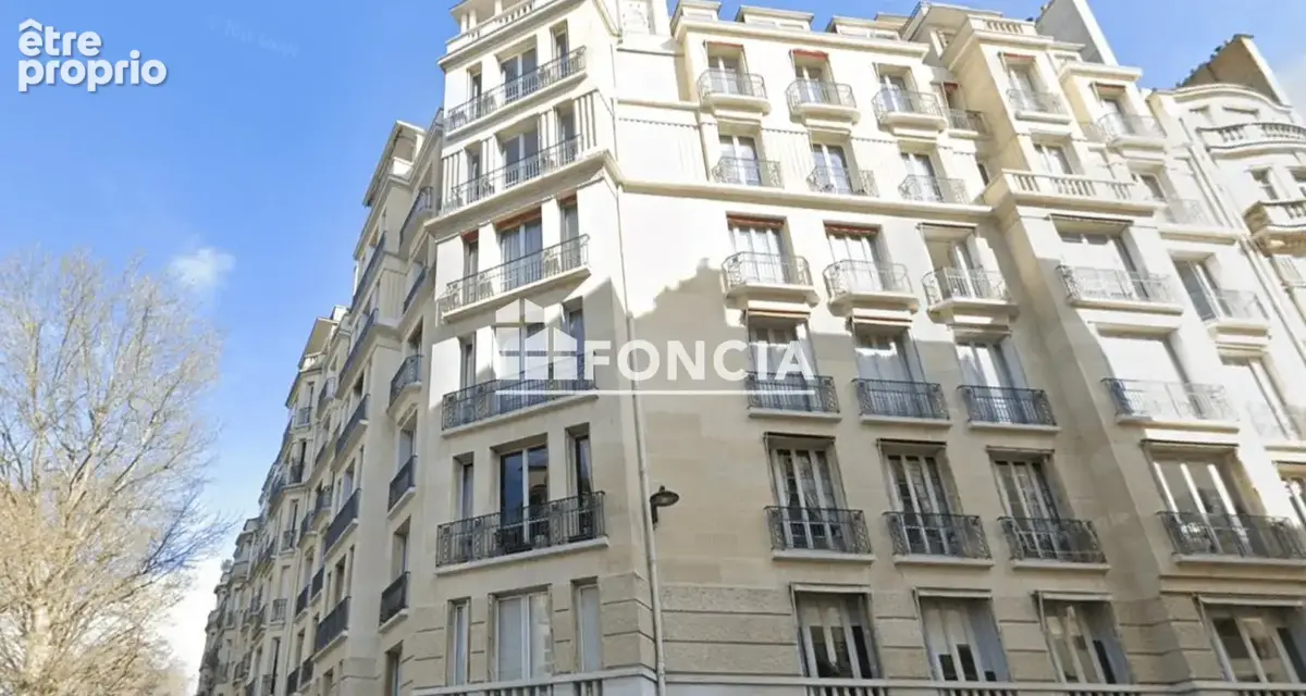 Appartement à PARIS-7E