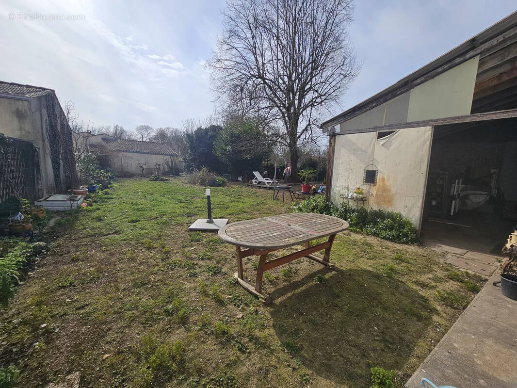 Maison à AIGREFEUILLE-D&#039;AUNIS