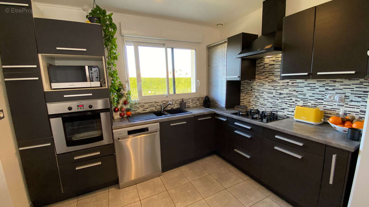 Maison à BOURCEFRANC-LE-CHAPUS