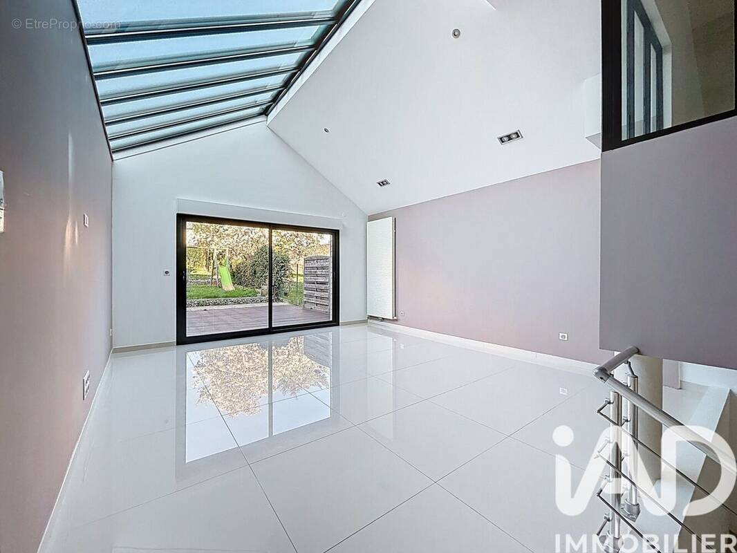 Photo 1 - Maison à AMIENS