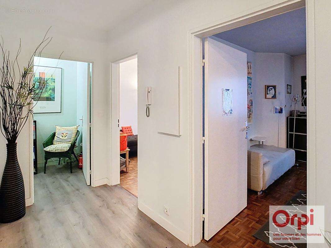 Commerce à ISSY-LES-MOULINEAUX