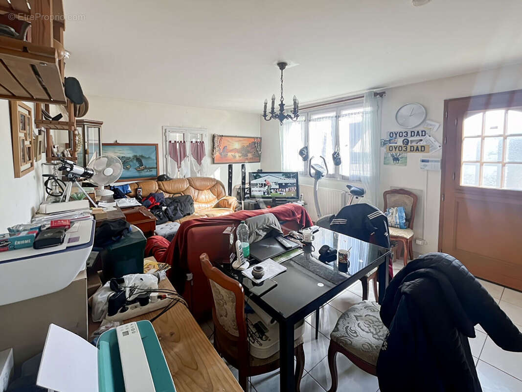 Immeuble à vendre Hardricourt - 3 appartements loués - 150 m² - photo 9