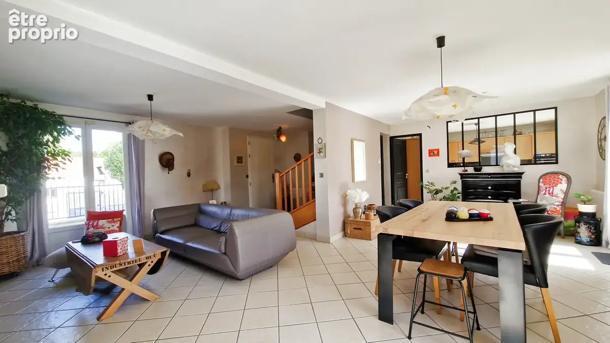 Maison 6 pièces 133 m² à vendre à Orsay (91400) - photo 2