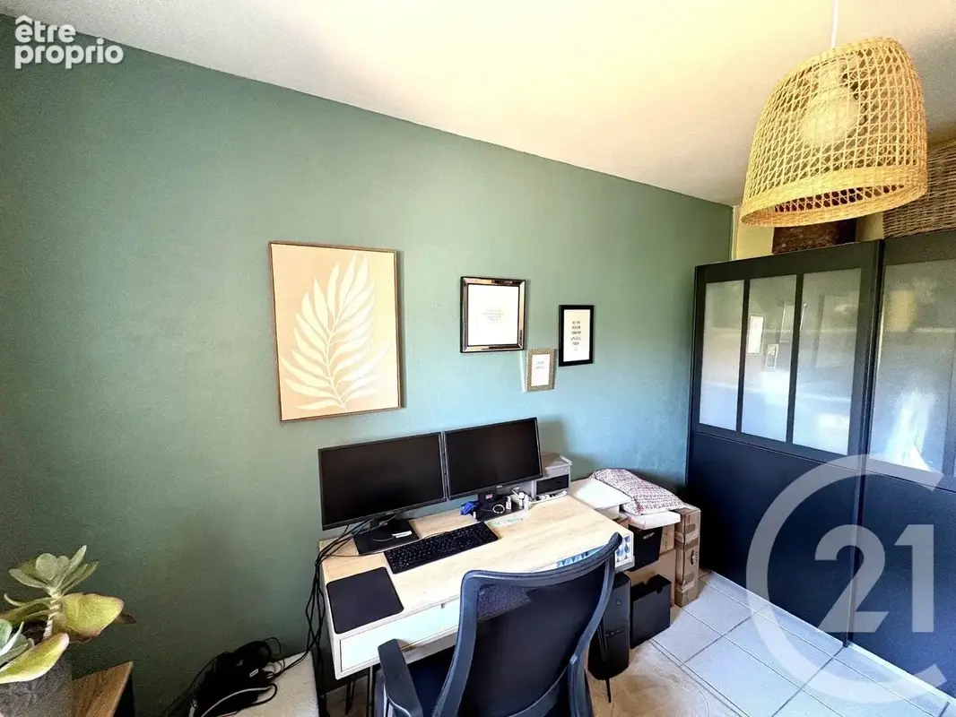 Maison 84 m² à La Salvetat-Saint-Gilles  - photo 8