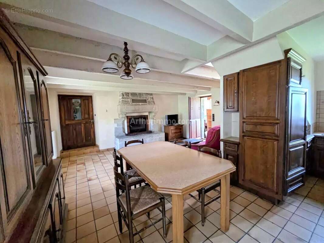 Maison à PLOUGOUMELEN