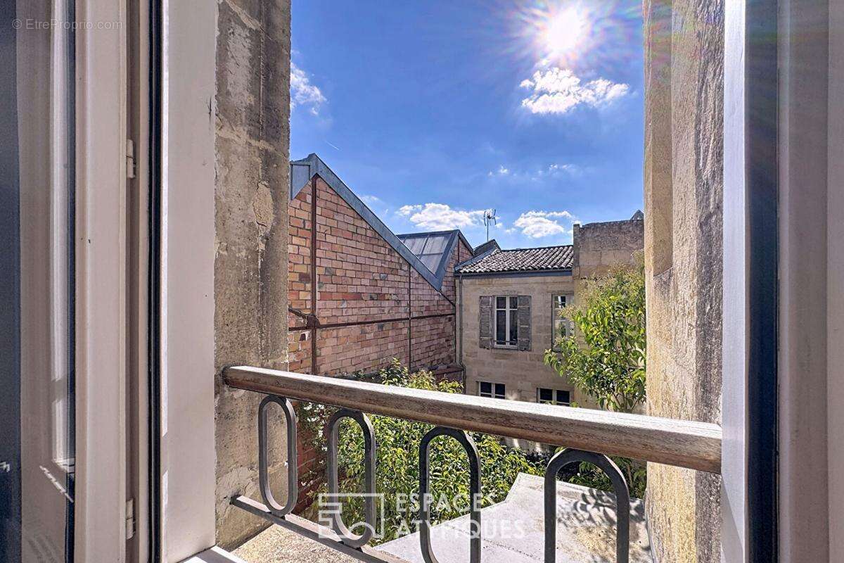 Appartement à BORDEAUX