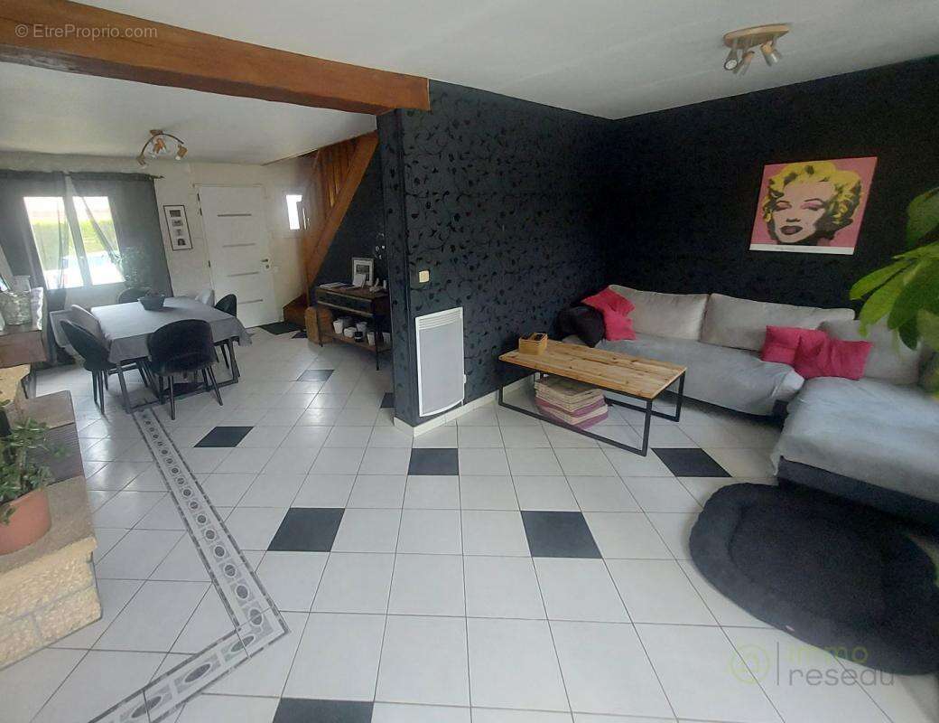 Maison 126 m² à Chambly  - photo 2