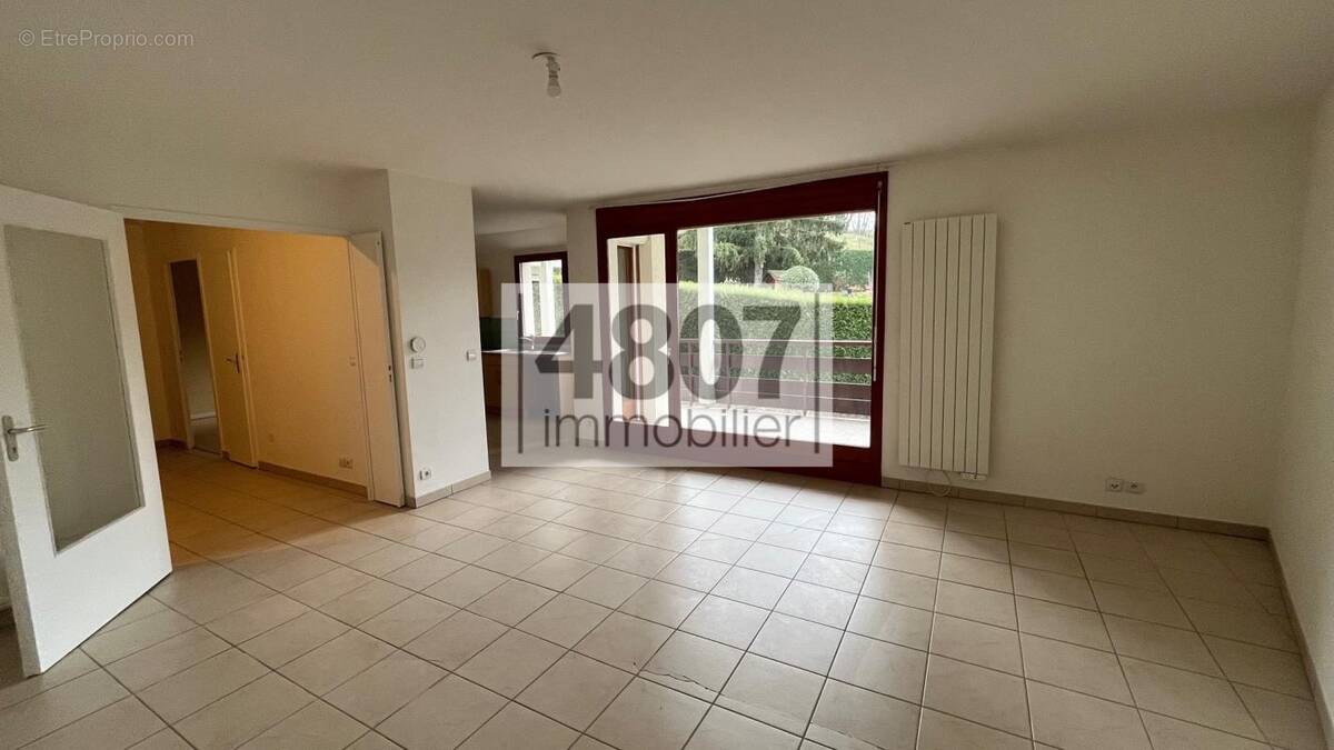 Appartement à ARCHAMPS