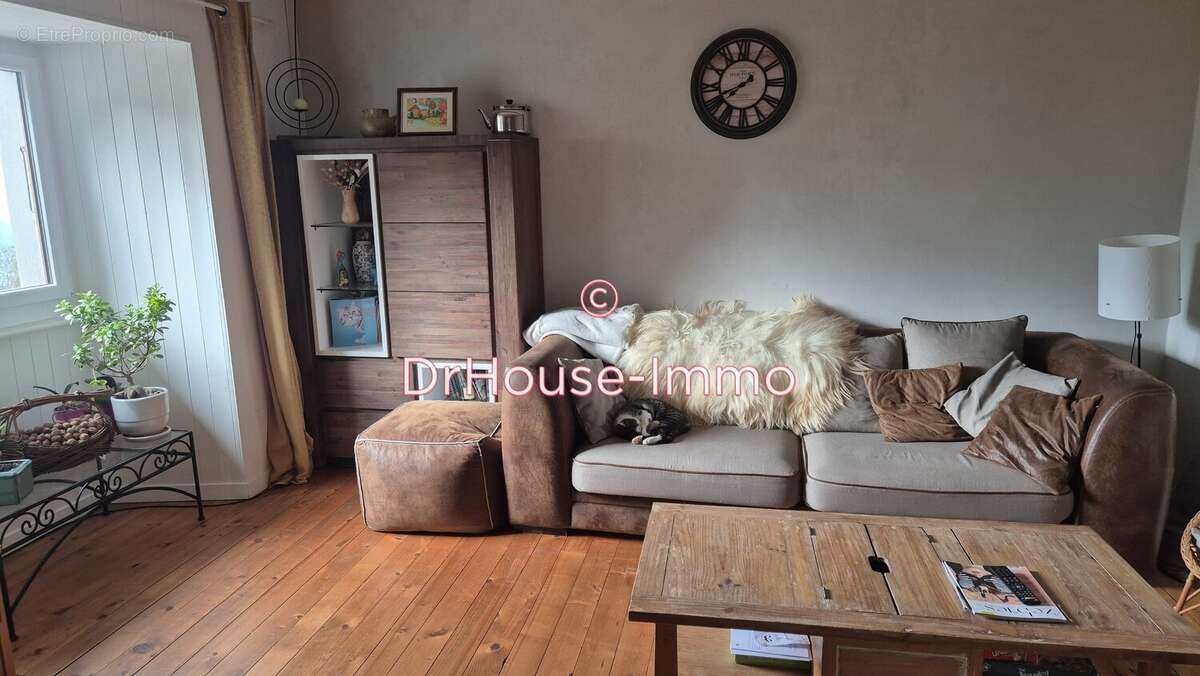 Maison à SAINT-JEAN-DE-THOLOME