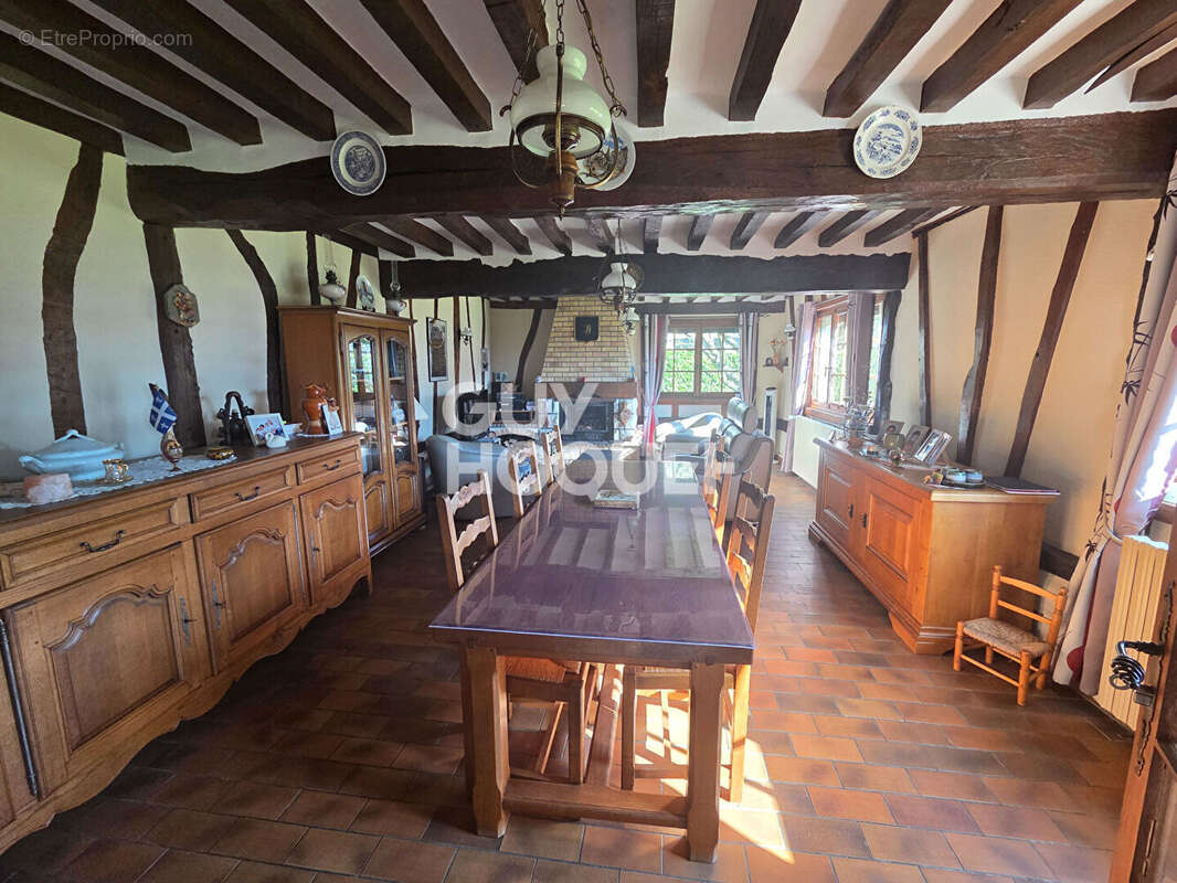 Maison à BOSC-RENOULT-EN-ROUMOIS
