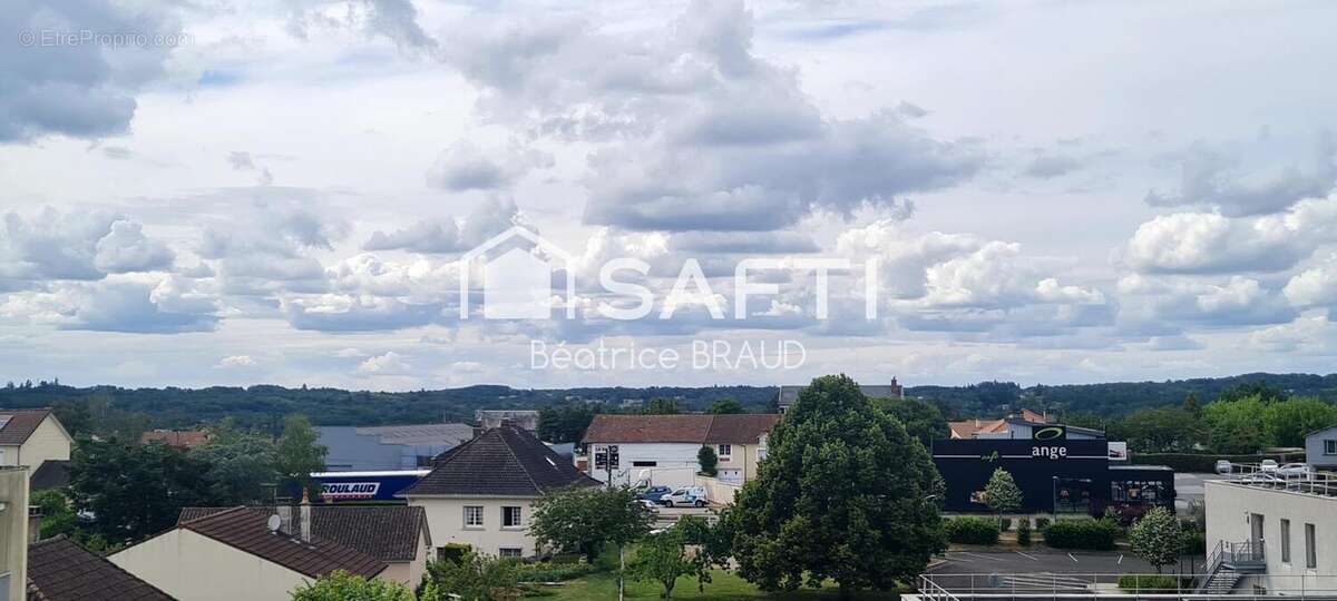Photo 4 - Appartement à SAINT-JUNIEN