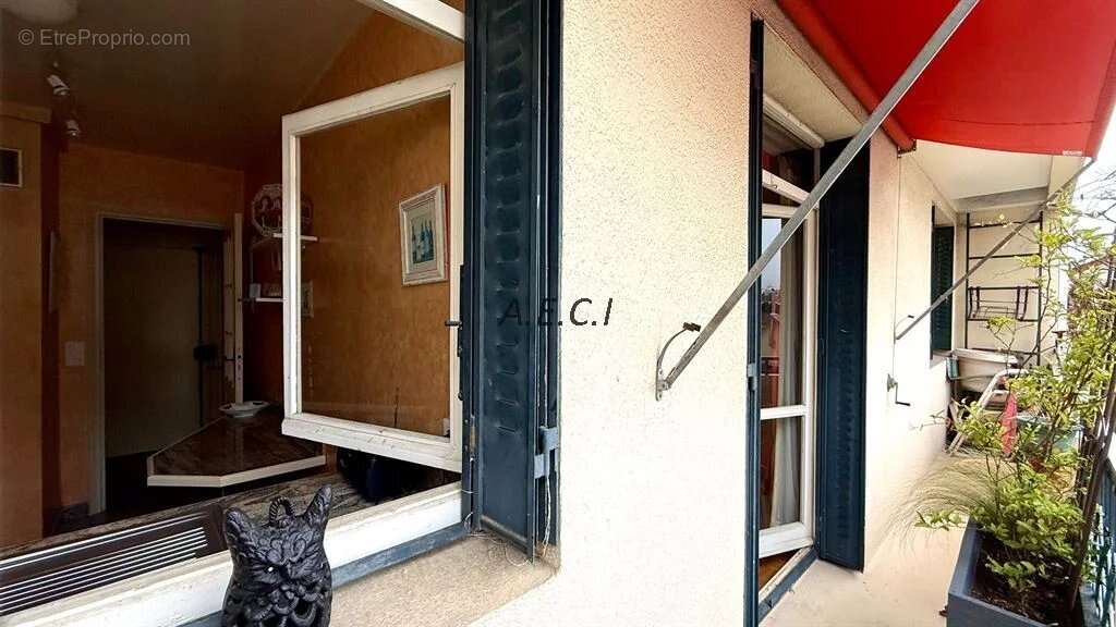 Appartement à ASNIERES-SUR-SEINE