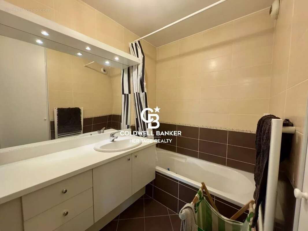 Appartement à LYON-8E