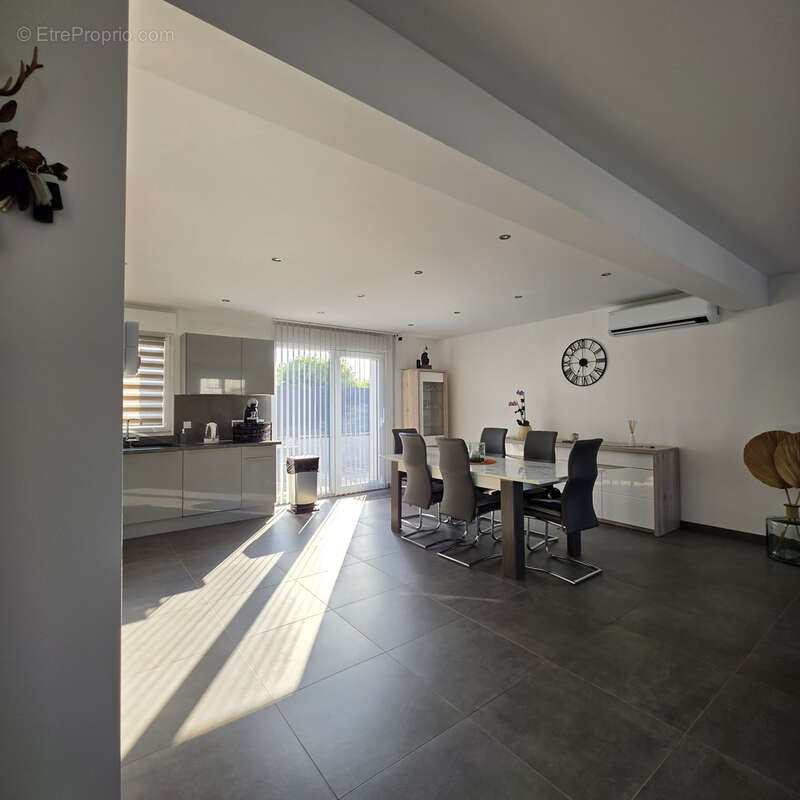 Grande maison familiale CONTEMPORAINE individuelle - photo 4
