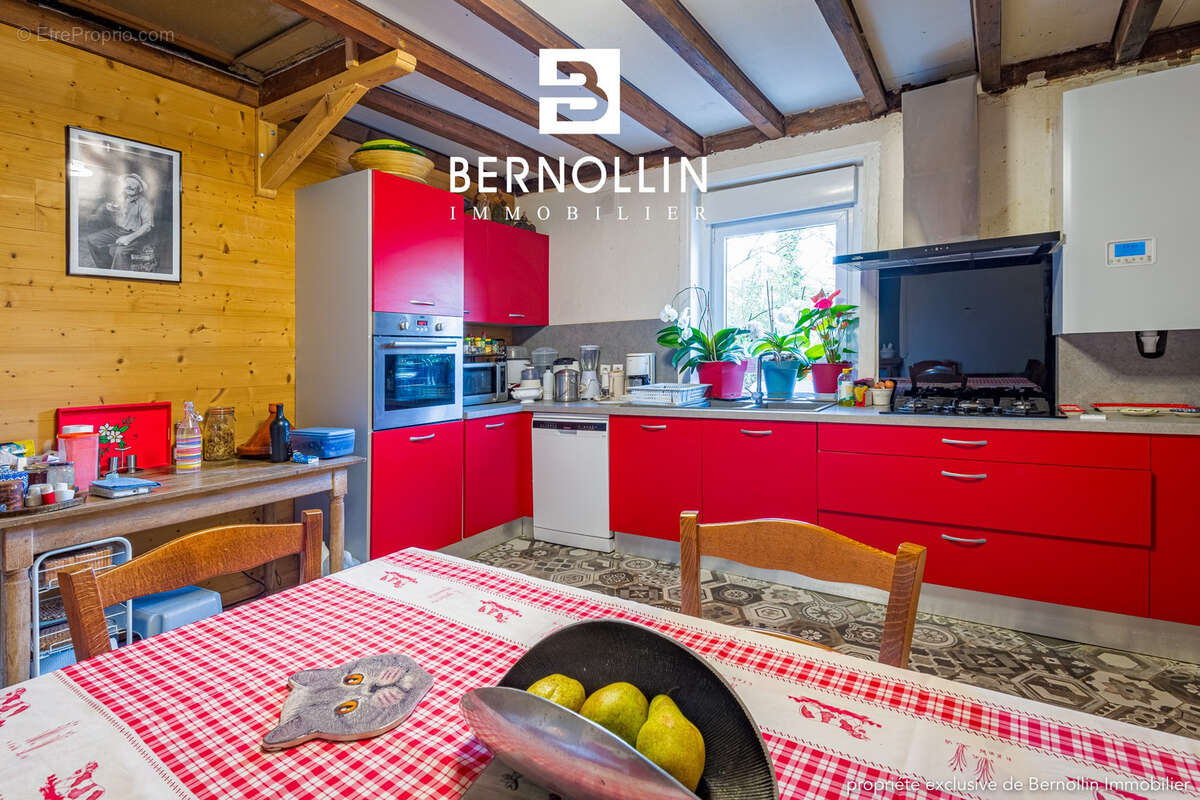 Maison à BEREZIAT
