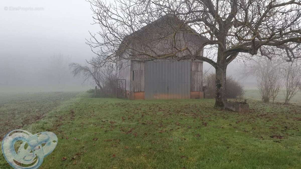 Appartement à BEYNAC-ET-CAZENAC