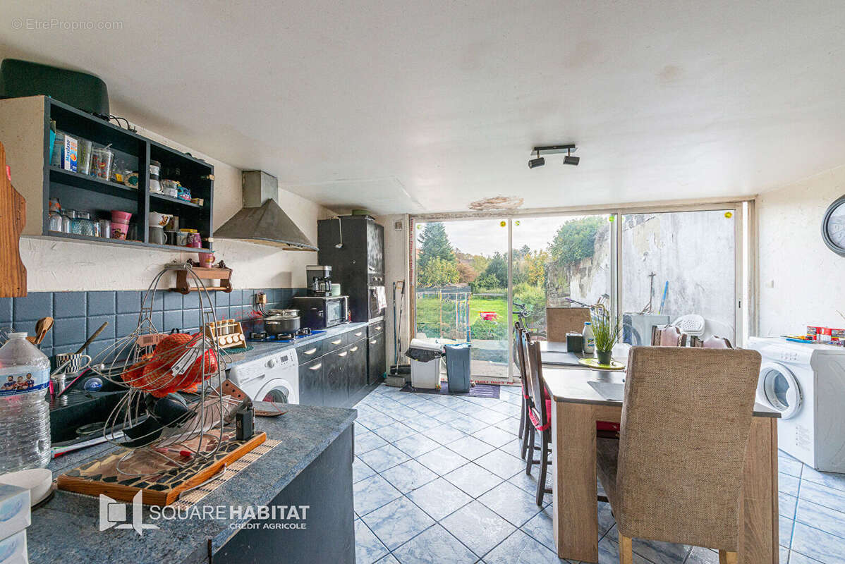 Maison à AUBERCHICOURT