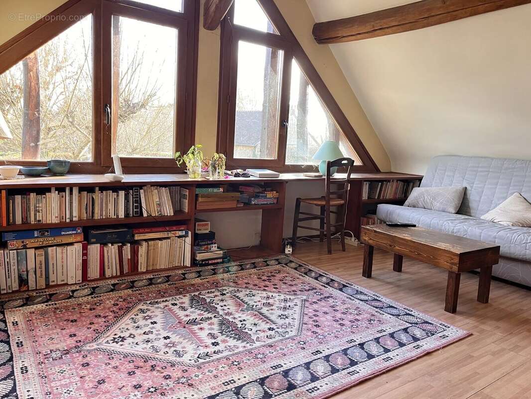 Maison à LA HAUTEVILLE