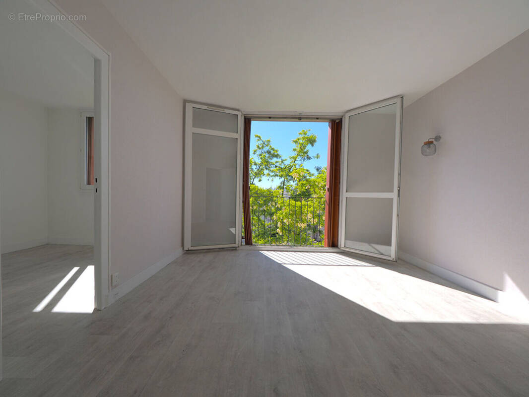 Appartement à ROMAINVILLE