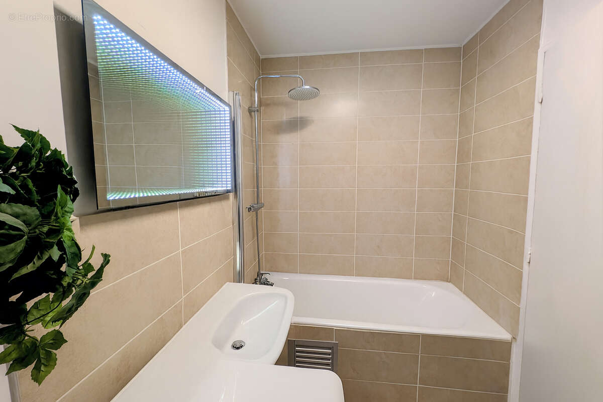 Appartement à ROSNY-SOUS-BOIS